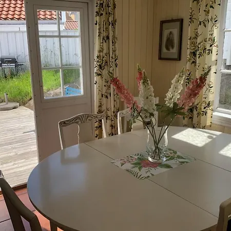 Sorlandshus I Sentrum, Gaavstand Til Norges Flotteste Strender Сasa de vacaciones *