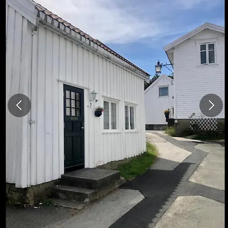 Sorlandshus I Sentrum, Gaavstand Til Norges Flotteste Strender